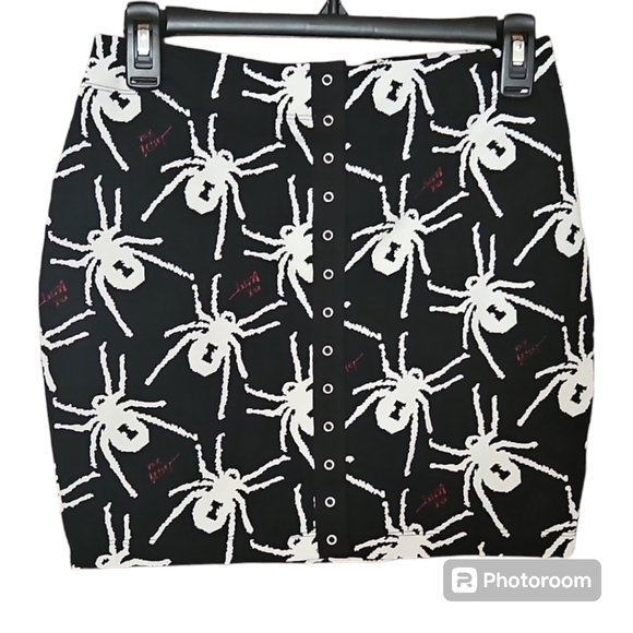 Betsey Johnson Spider Mini Skirt - Picture 9 of 9